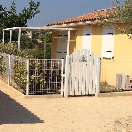 Aux Couleurs D'Ardeche Apartment Vallon-Pont-d'Arc Exterior photo